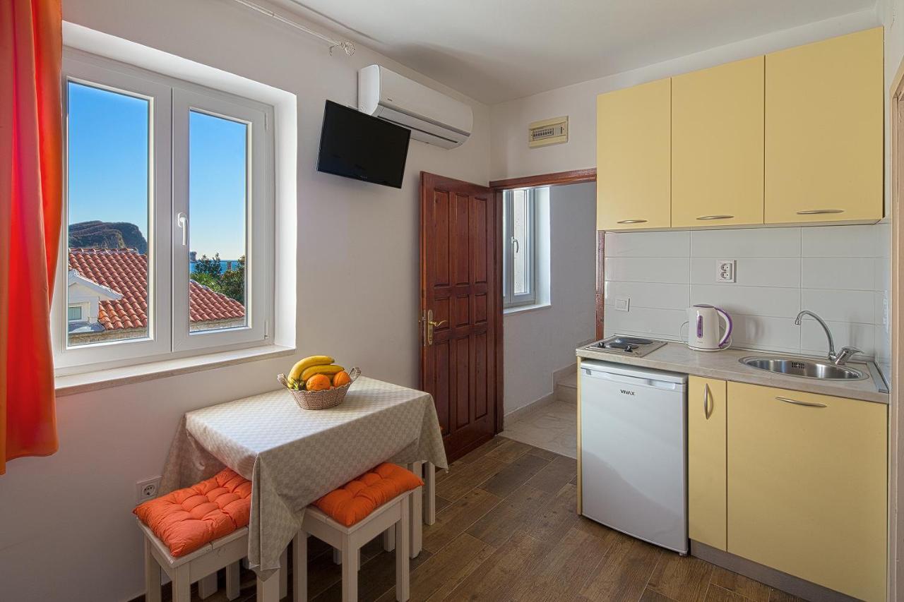 St. Nicola'S Apartments Budva Extérieur photo