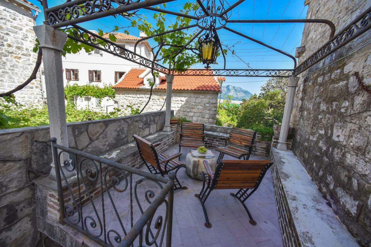 St. Nicola'S Apartments Budva Extérieur photo